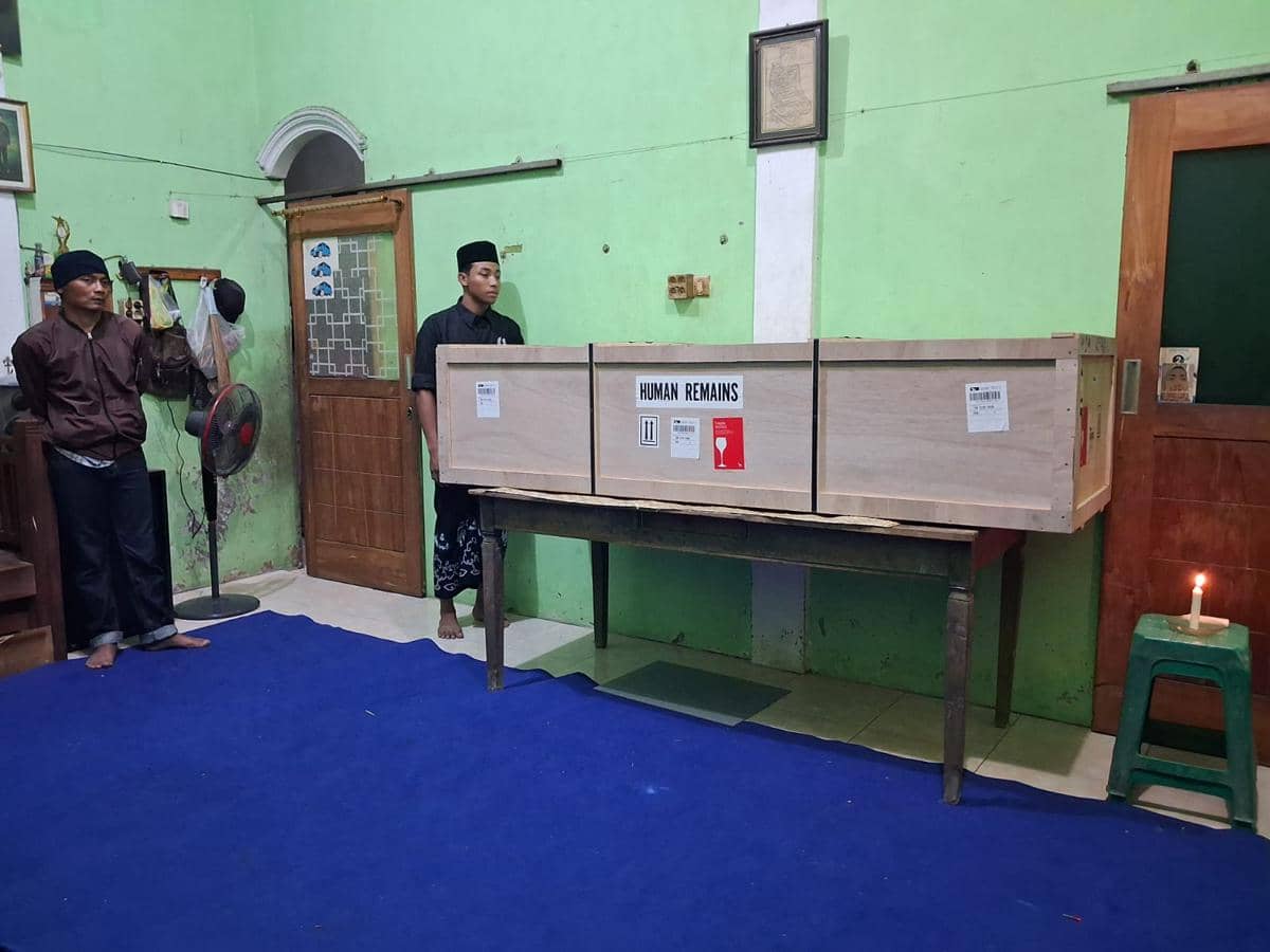 Jenazah PMI korban kebakaran di Hong Kong saat tiba di rumah duka. IDN Times/istimewa