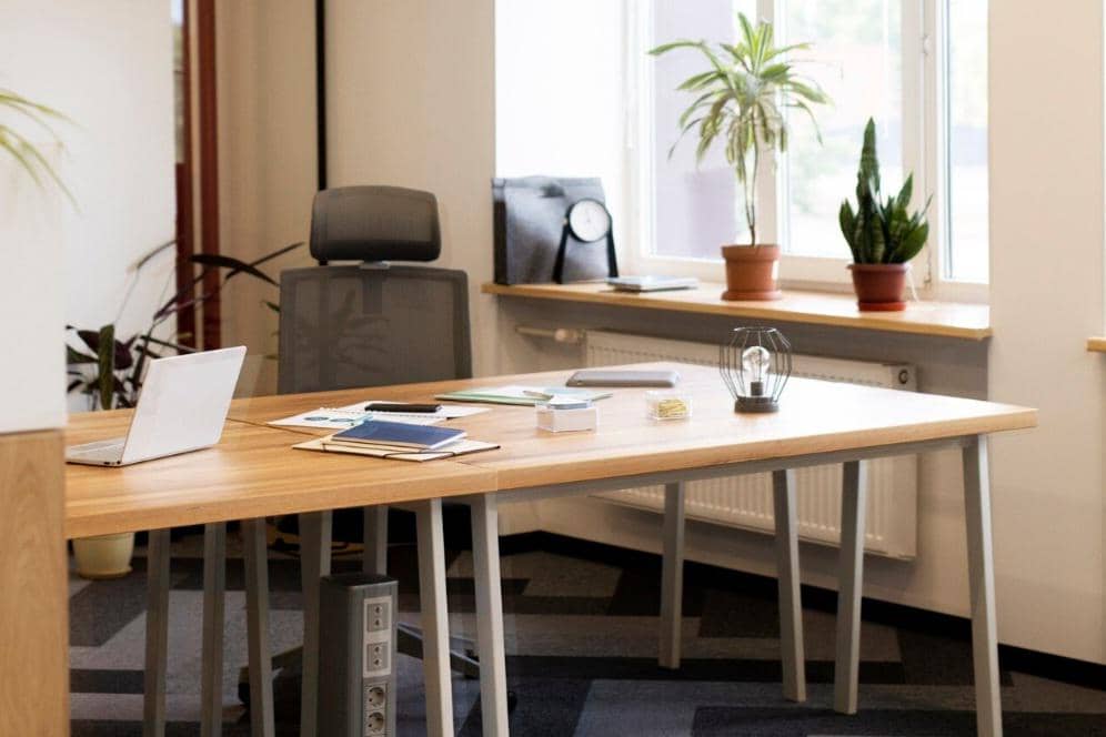 ilustrasi ruang kerja