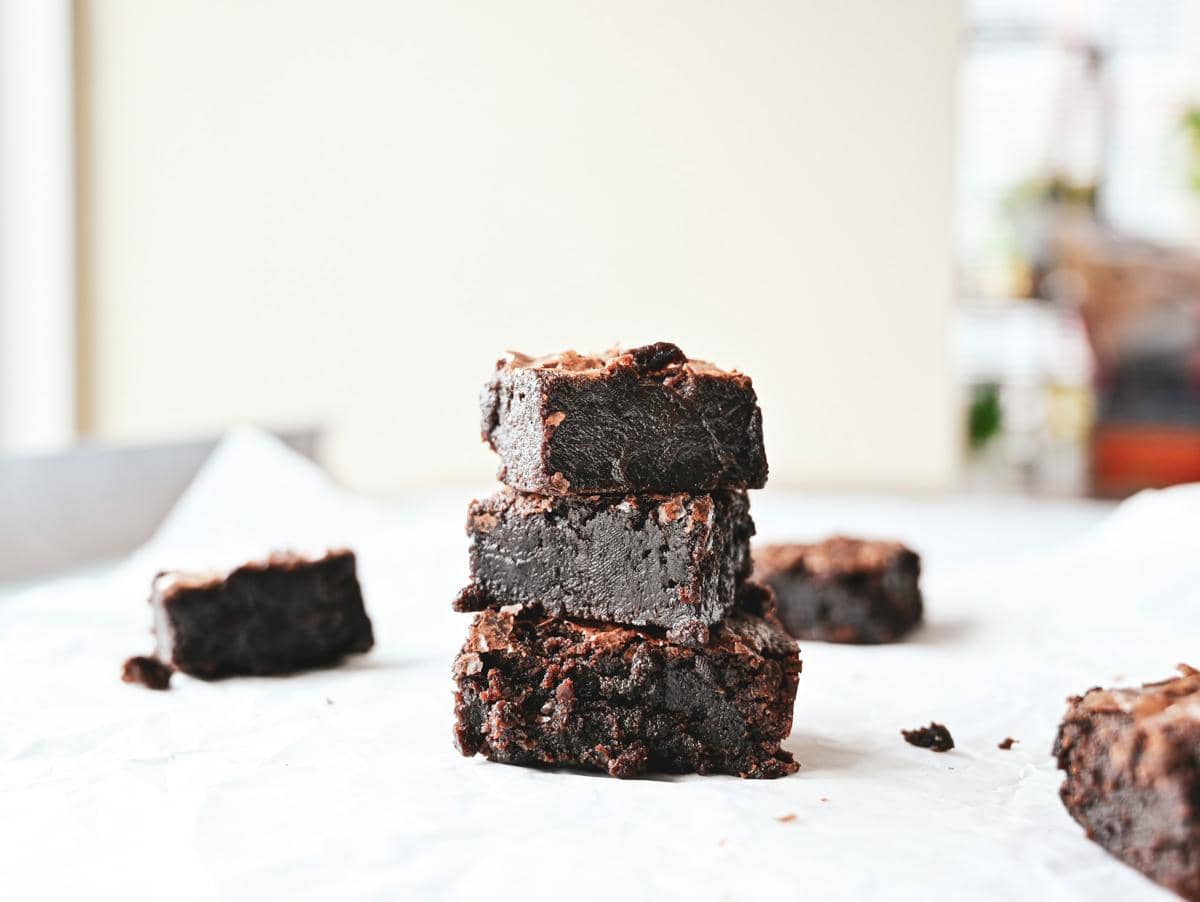 ilustrasi mocha brownies