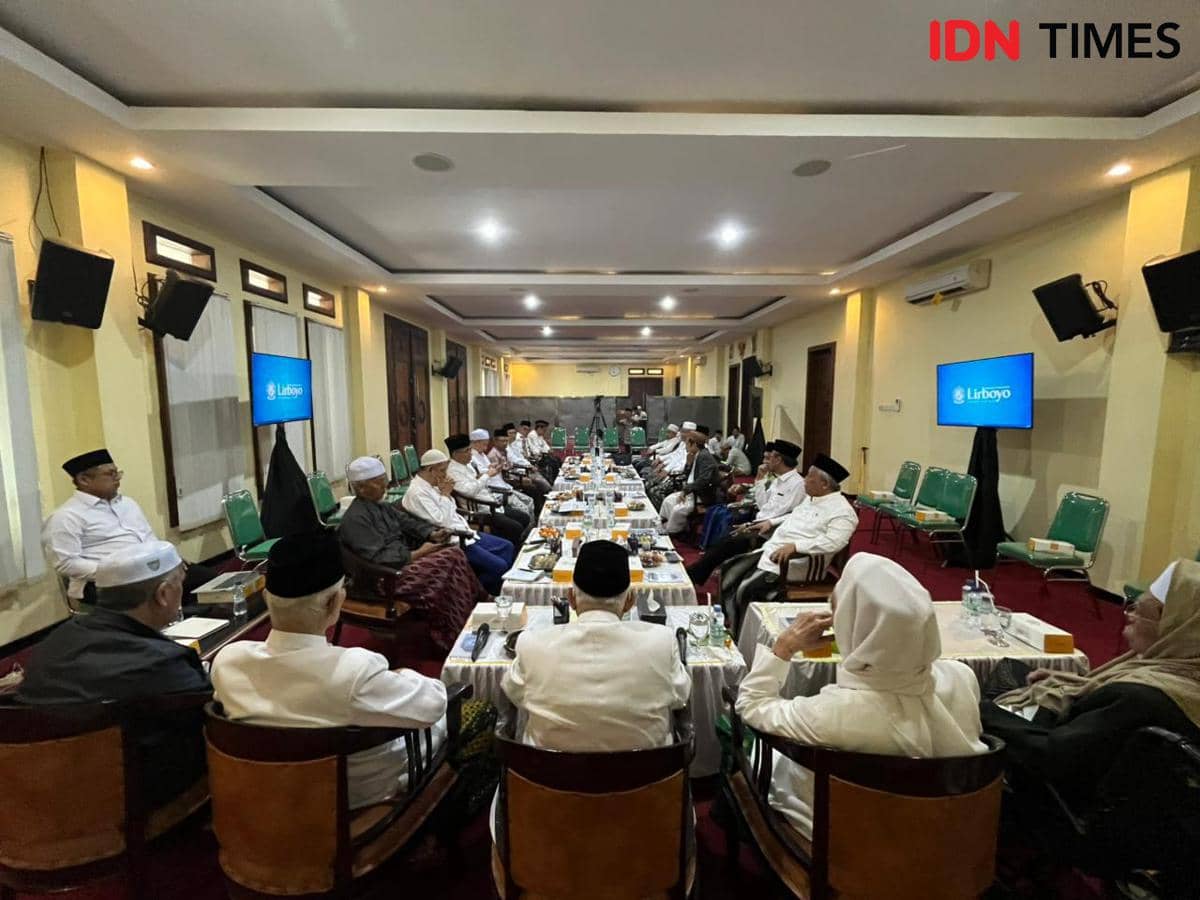 Foto: Suasana rapat konsultasi Syuriah dengan Mustasyar PBNU. (IDN Times/istimewa) 
