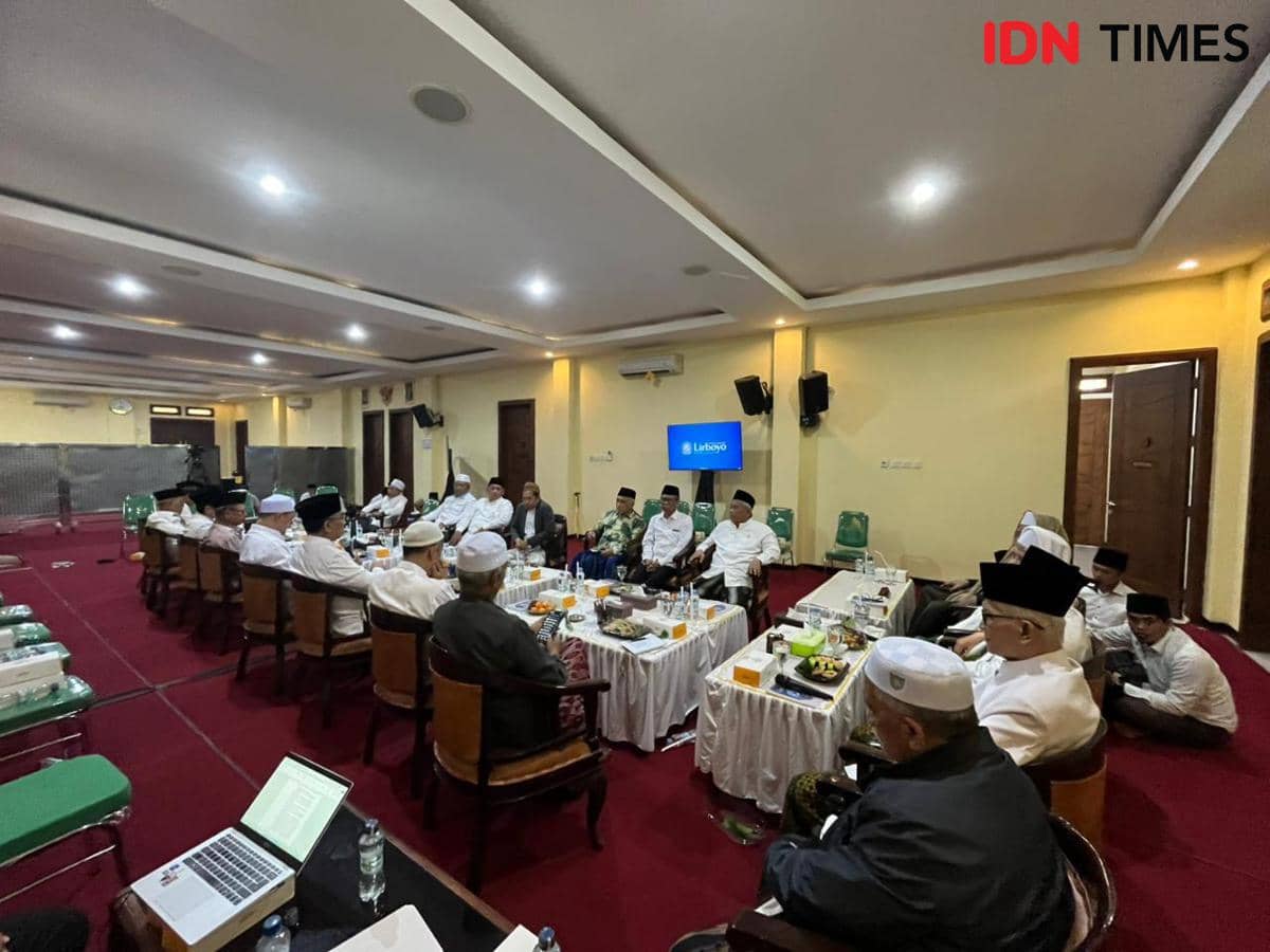 Pelaksanaan rapat konsultasi Syuriah PBNU dengan Mustasyar di Lirboyo. IDN Times/Bramanta Pamungkas