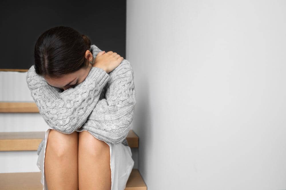 ilustrasi perempuan sedih