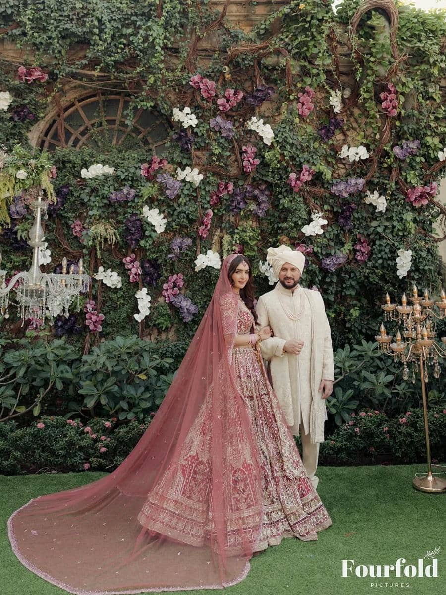 pernikahan Eshaan Roshan