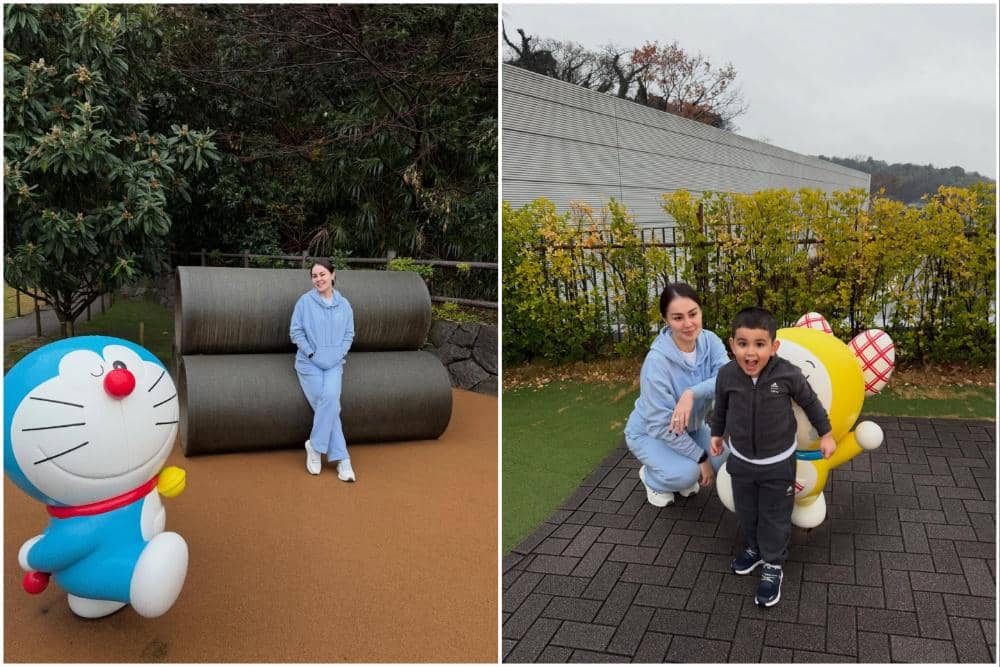 Jennifer Dunn dan keluarga di Museum Doraemon.