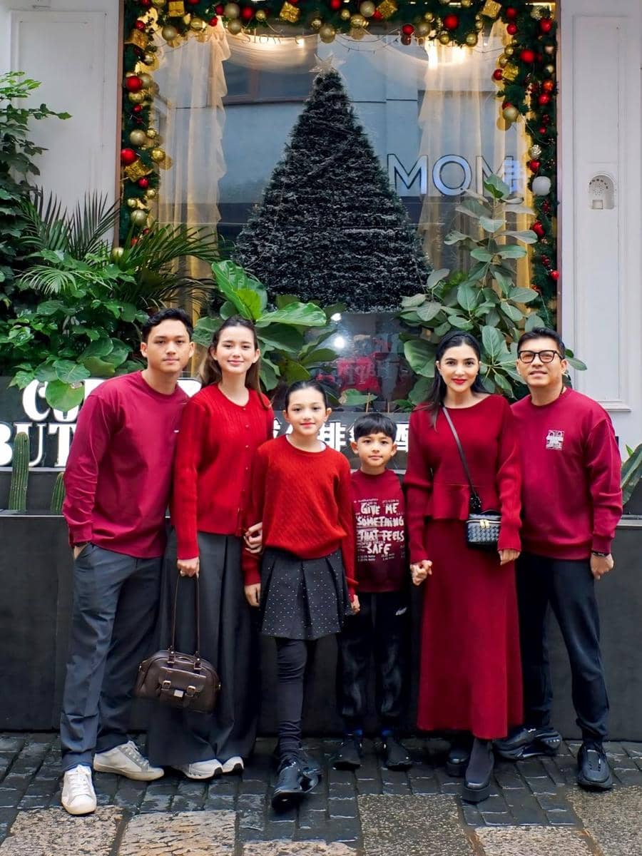 Keluarga Ashanty di Nantou Ancient City.