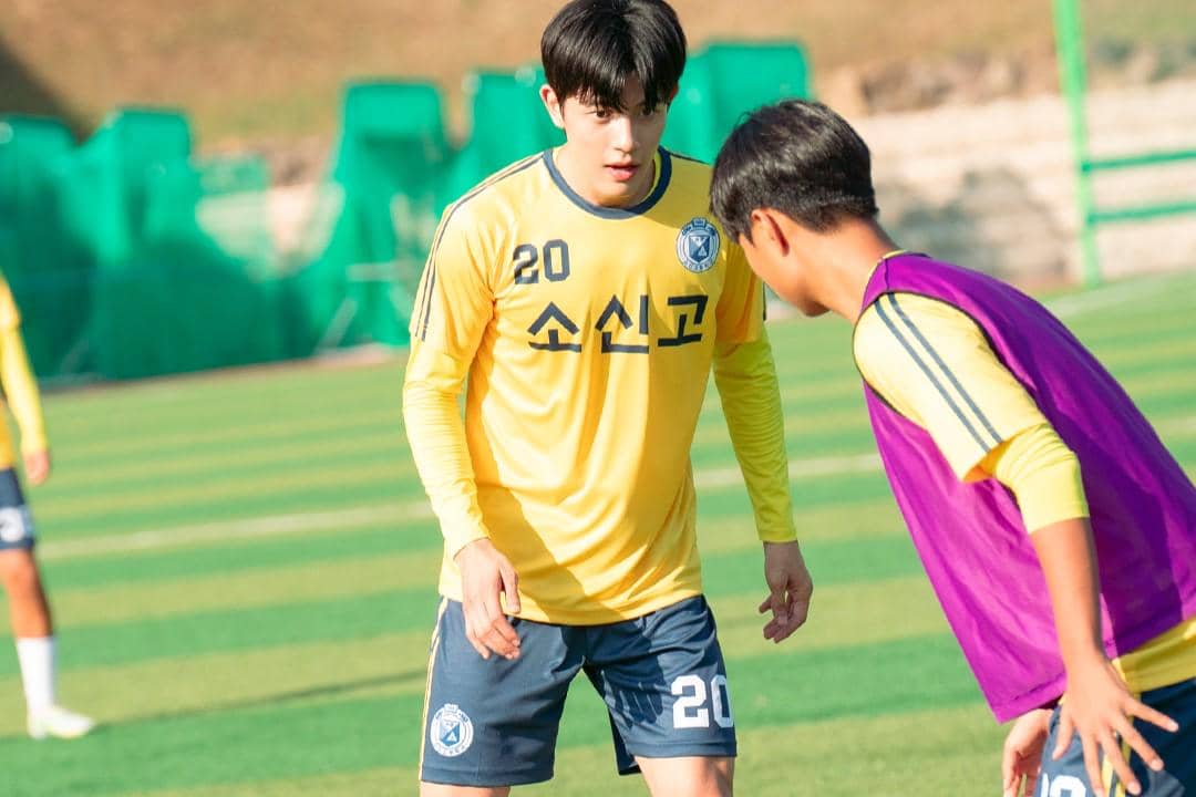 still cuts drama No Tail to Tell