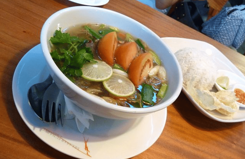 ilustrasi sop buntut