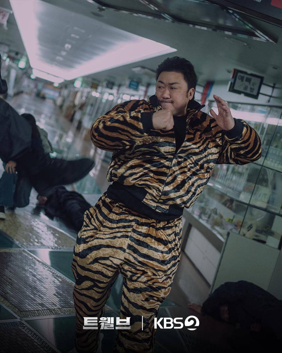 cuplikan drama Twelve