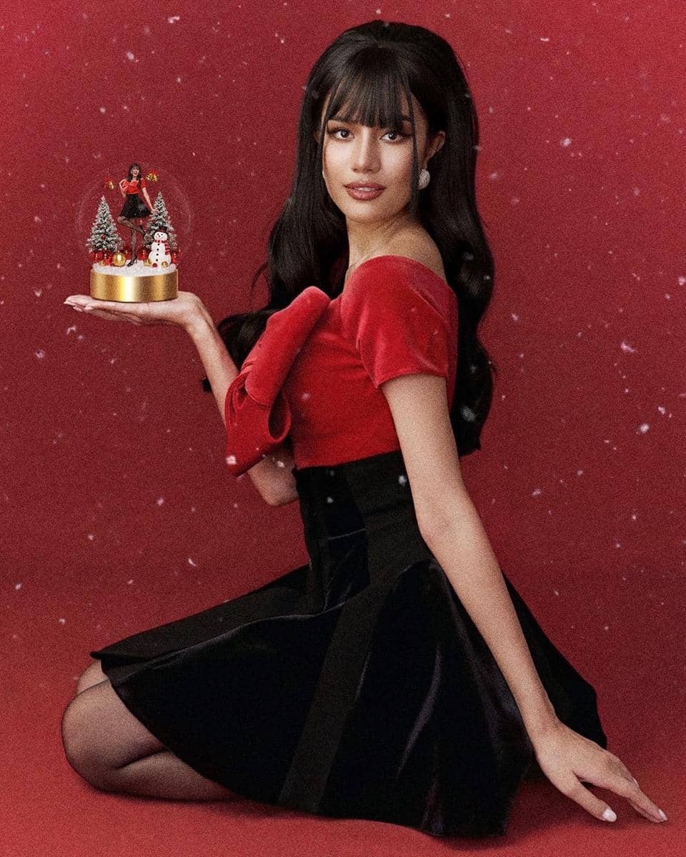 potret perayaan natal Opal Suchata, Miss World 2025