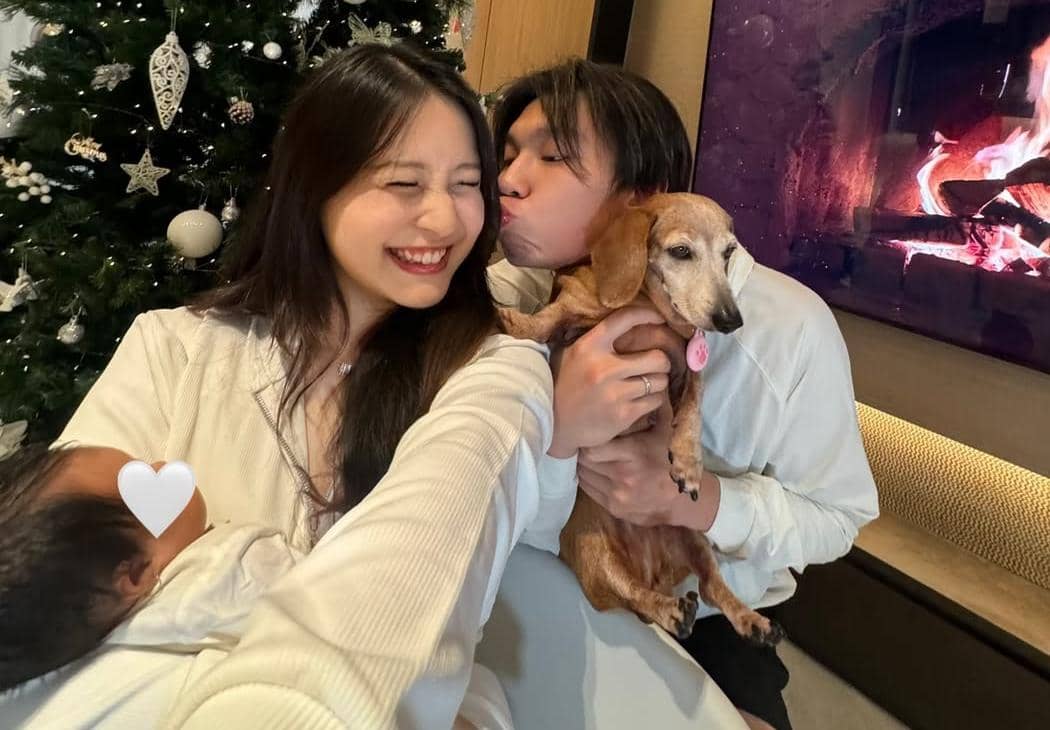 Vior dan Vincent rayakan Natal bareng anak.