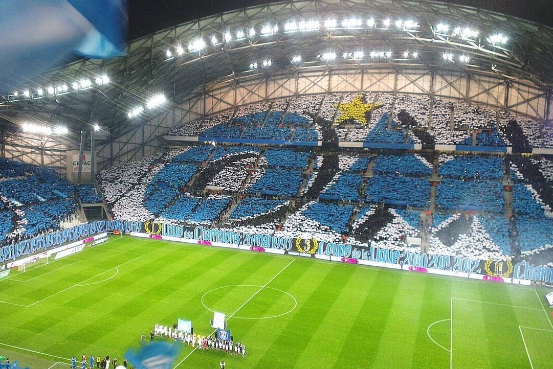 ilustrasi pertandingan di markas Olympique Marseille, Stade Velodrome 