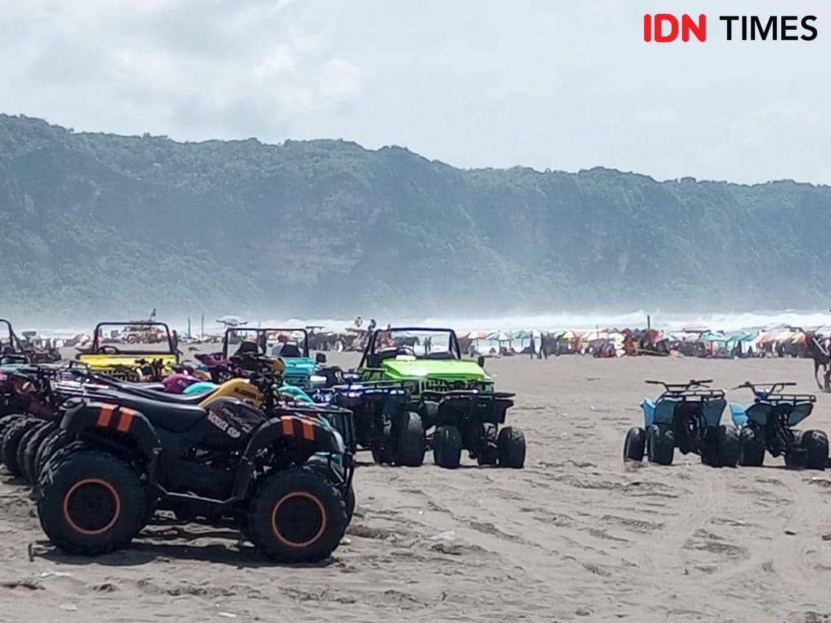 Objek wisata Pantai Parangtritis Bantul Yogyakarta. 