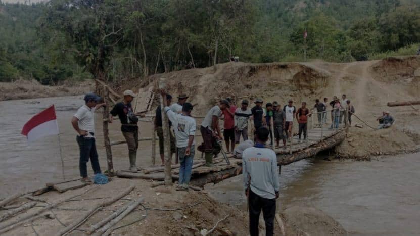 Jembatan darurat di Linge putus diterjang banjir (dok.warga)