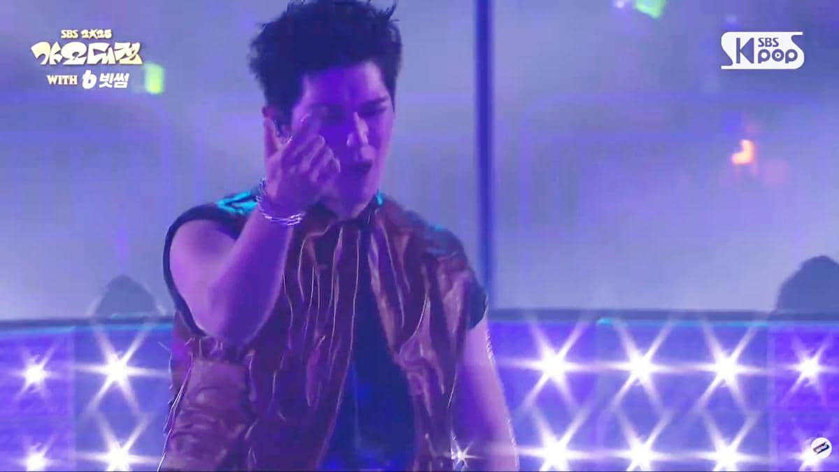 Penampilan Taeyong di SBS Gayo Daejeon 2025