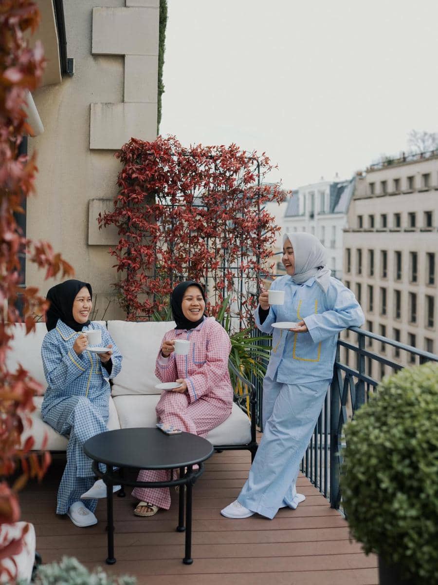 Sus Ayu, Sus Rini dan Mbak Lala Liburan di Eropa (instagram.com/ayuciamy_94)