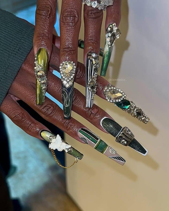 inspirasi kuku selebriti paling ikonik di 2025