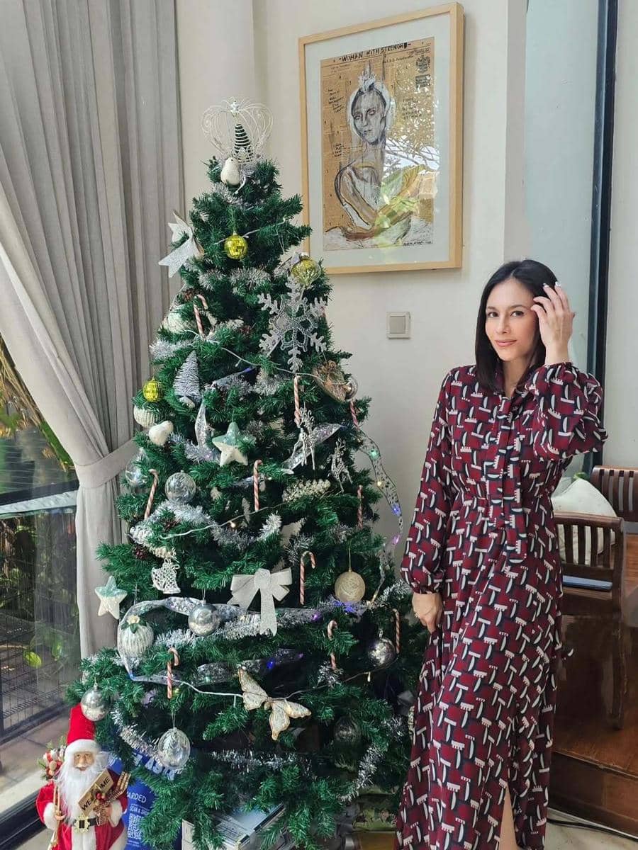 Wulan Guritno rayakan Natal 
