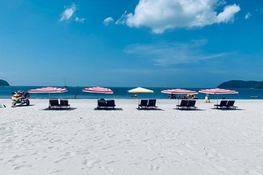 ilustrasi Pantai Langkawi 