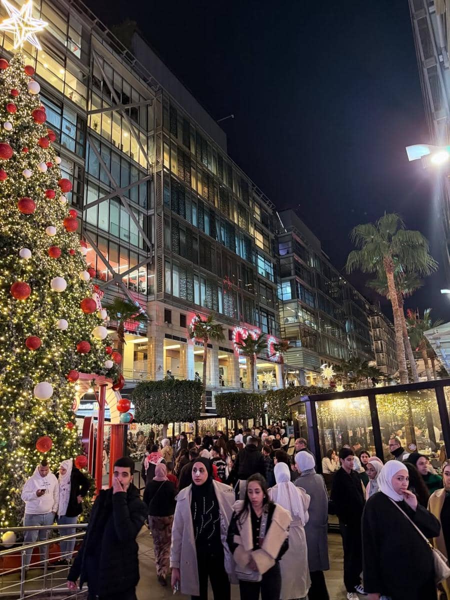 Keluarga Meisya Siregar liburan di Kota Amman.