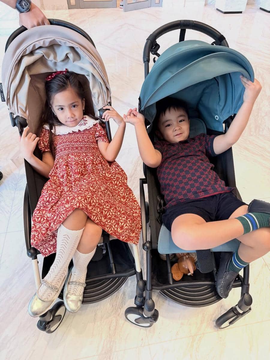 Keluarga Momo eks Geisha liburan natal di Dubai.