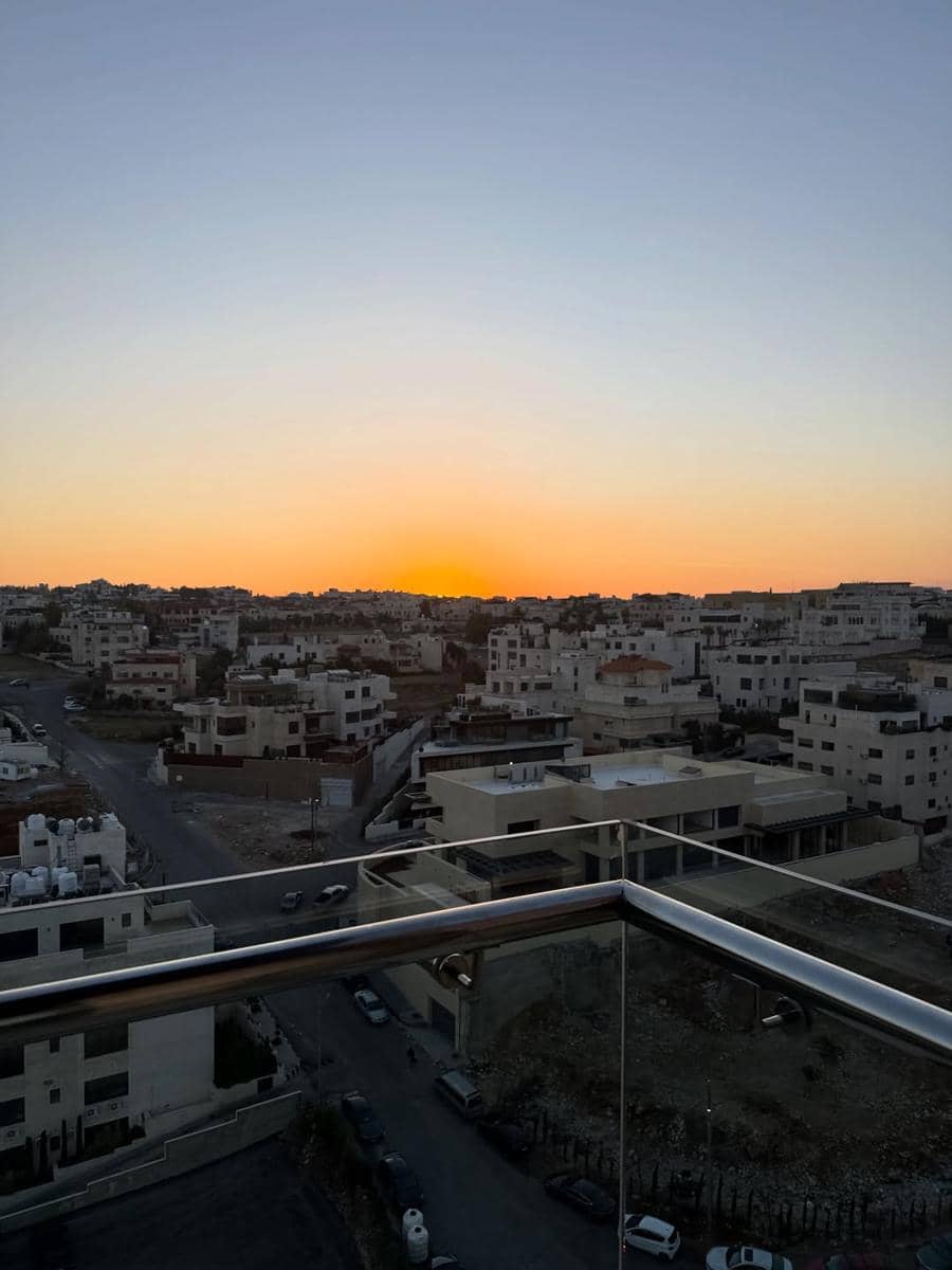 Keluarga Meisya Siregar liburan di Kota Amman.