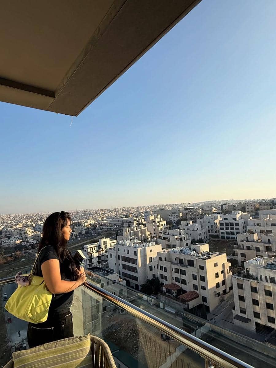 Keluarga Meisya Siregar liburan di Kota Amman.