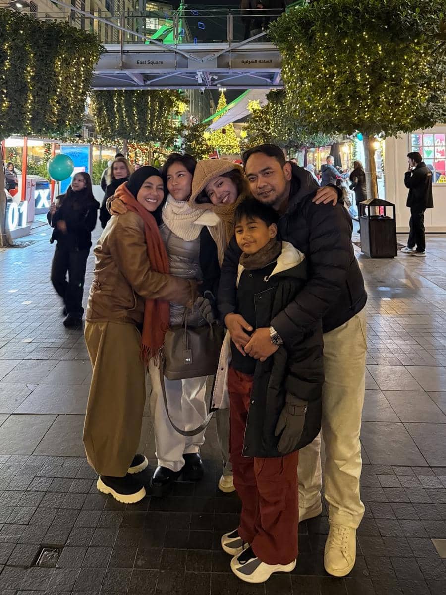 Keluarga Meisya Siregar liburan di Kota Amman.