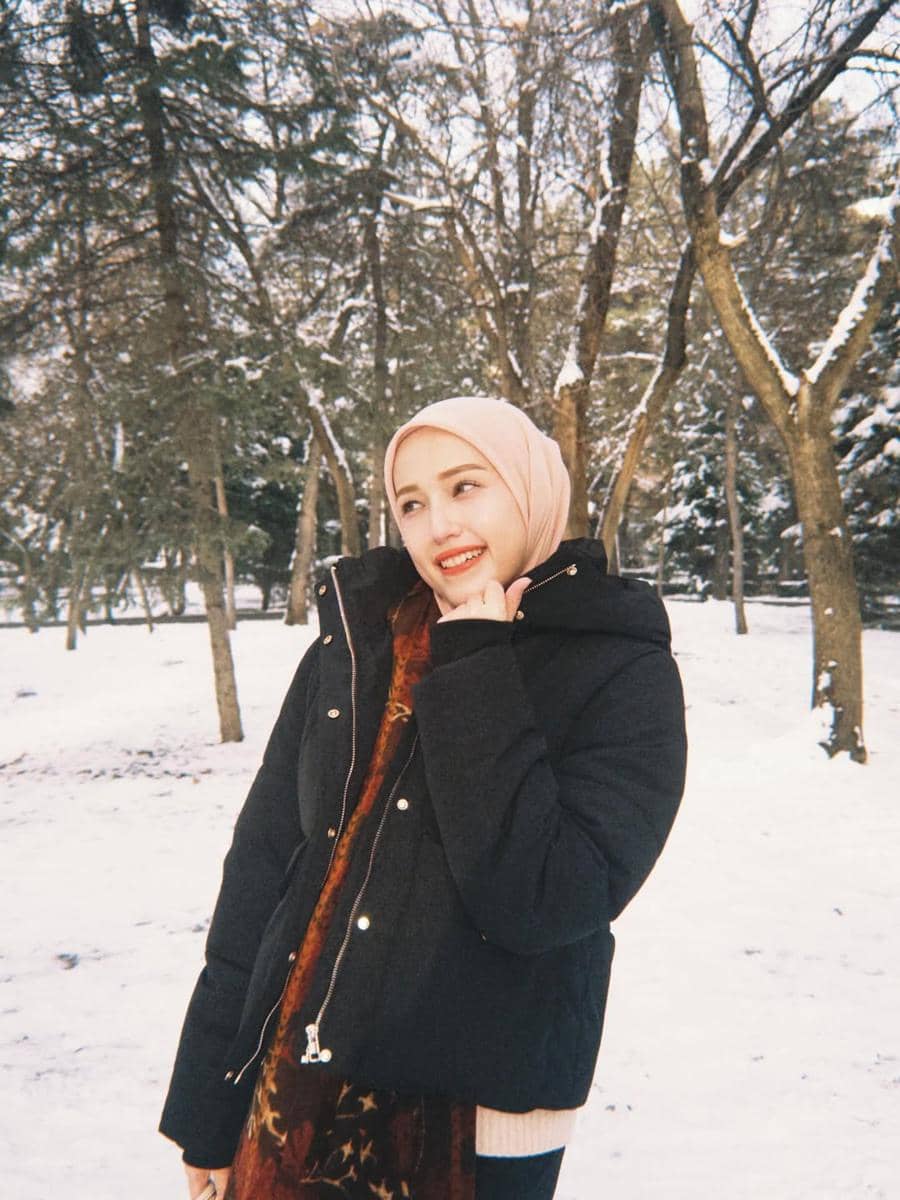 Keluarga Pasha liburan musim dingin di Kazakstan.