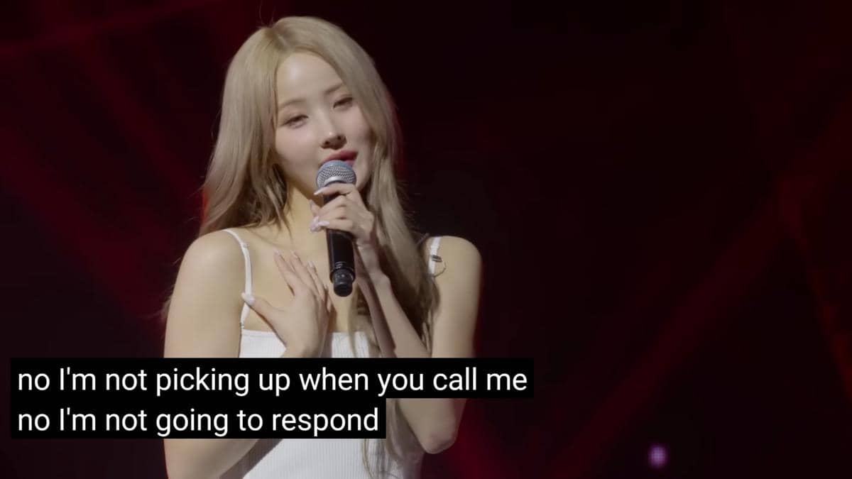 KISS OF LIFE membawakan "Nothing"