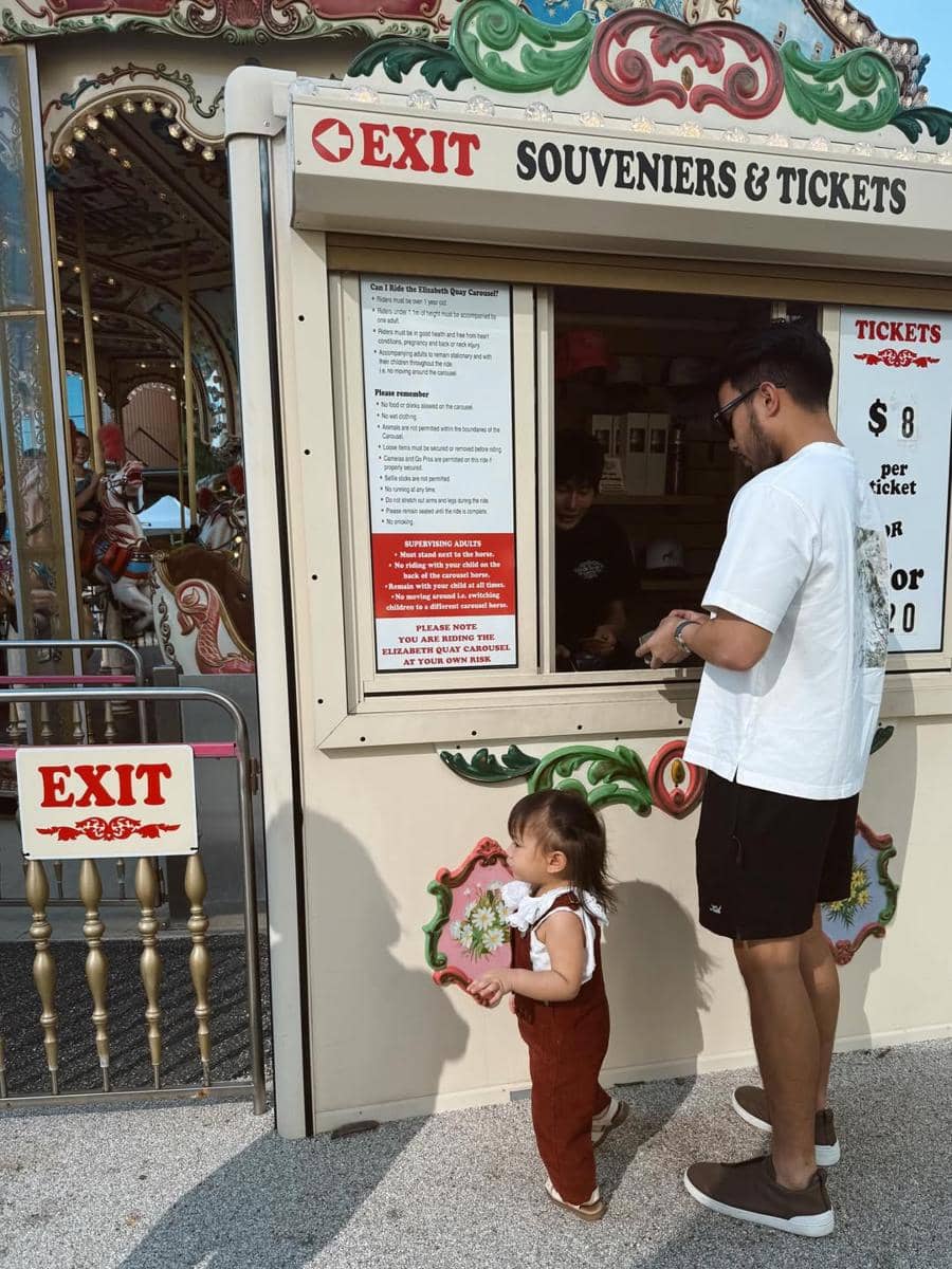 Jessica Mila liburan di Australia.