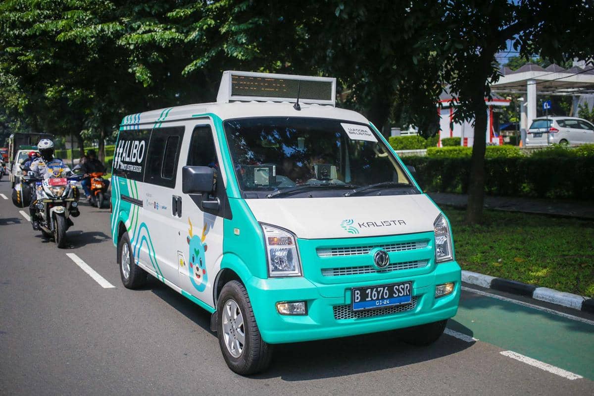 Angkot listrik Kota Bogor.jpeg