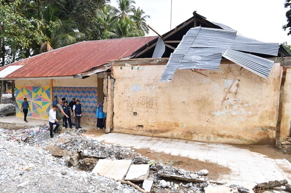 Kemendikdasmen Pastikan Hak Pendidikan Anak Terpenuhi di Lokasi Bencana 