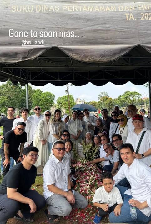 Pemakaman Kakak Tiko Aryawardhana (instagram.com/tikoaryawardhana)