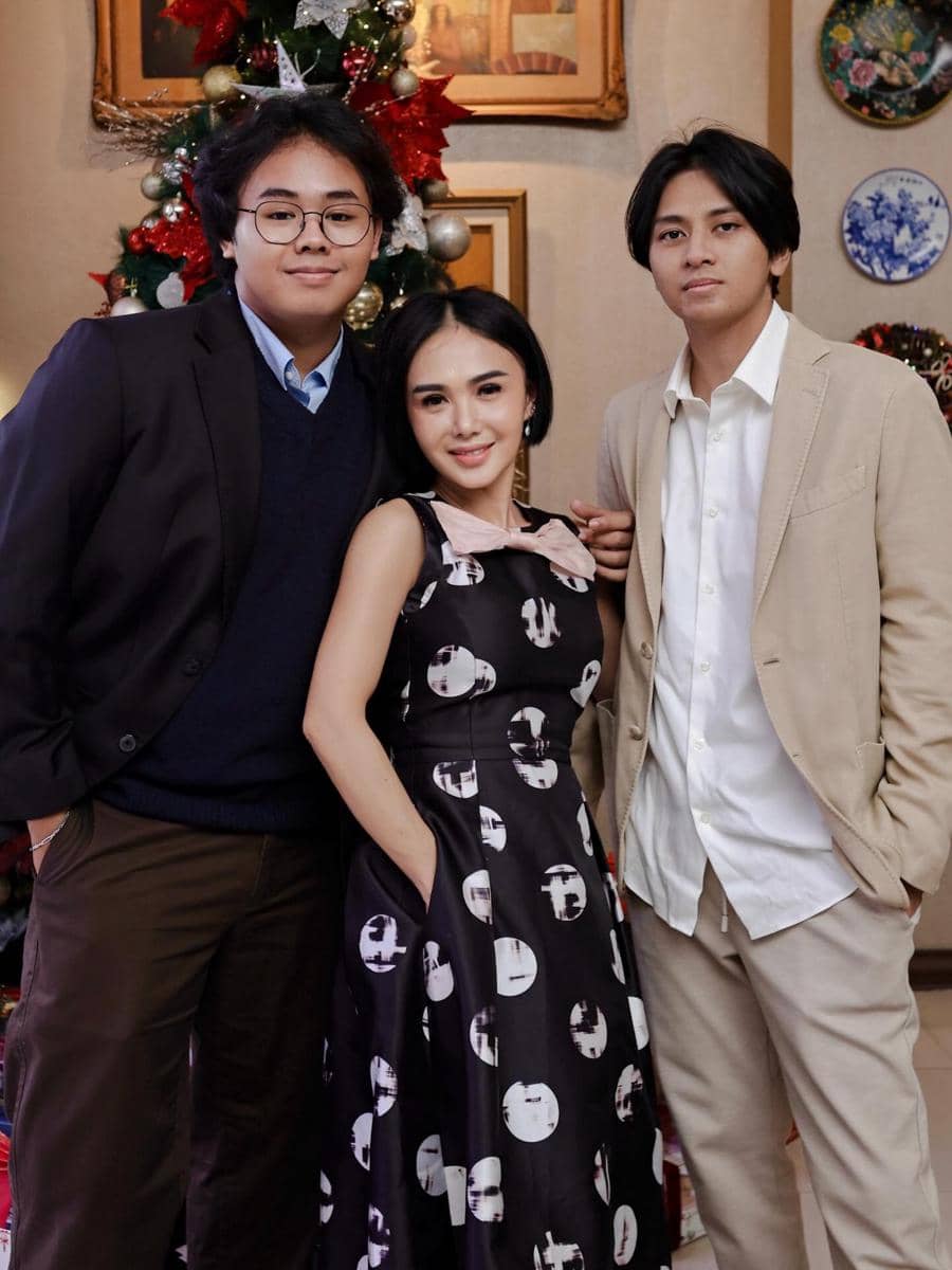 Yuni Shara Rayakan Natal Bareng Keluarga Mantan Suami (instagram.com/yunishara36)