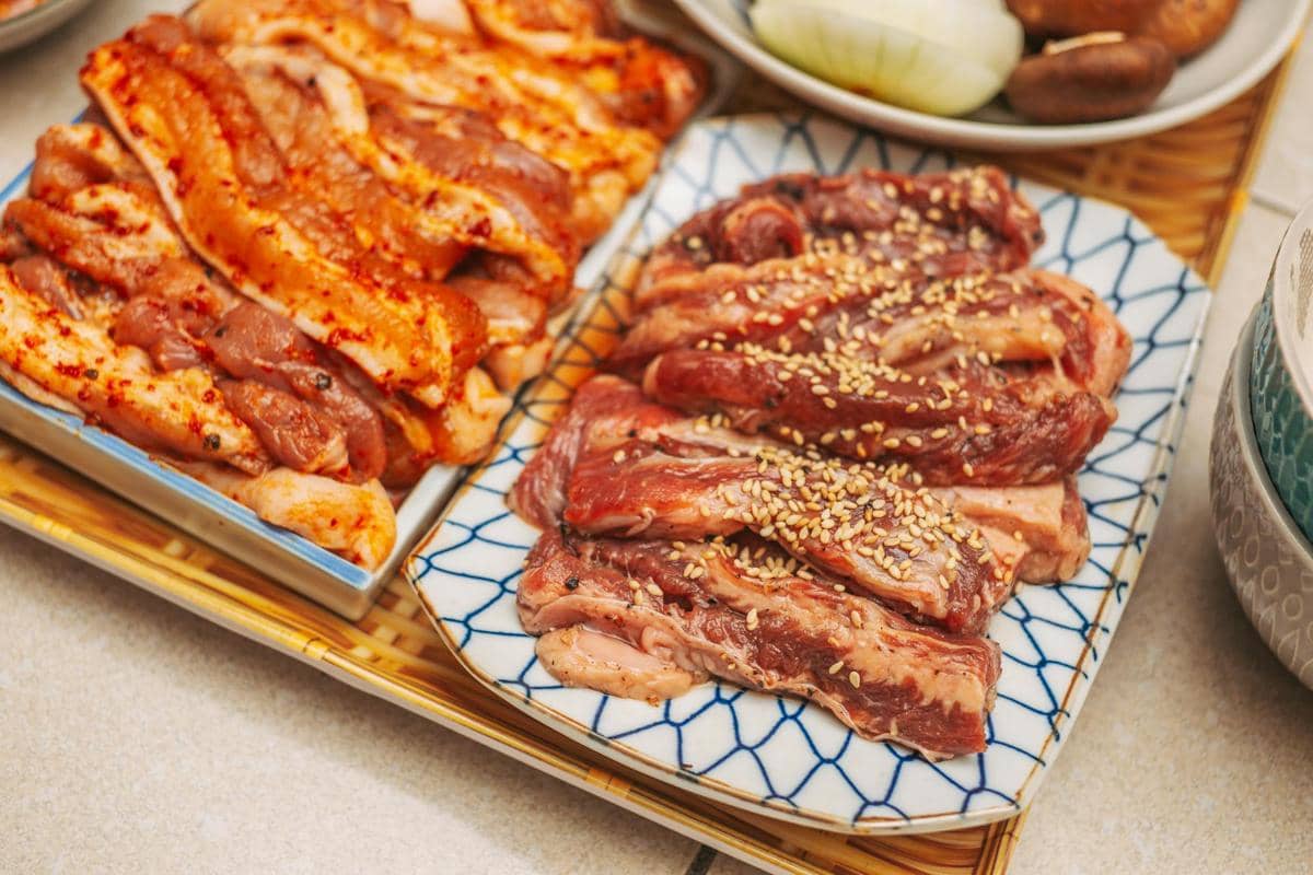 Daging yang telah dimarinasi dengan bumbu Korean bbq