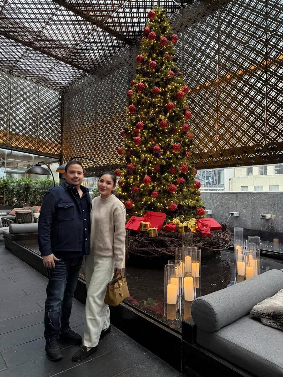 Nindy Ayunda menikmati liburan akhir tahun di New York.