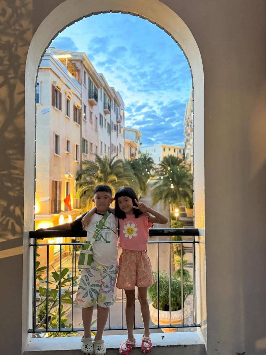 Keluarga Nycta Gina berlibur ke Pulau Phu Quoc.