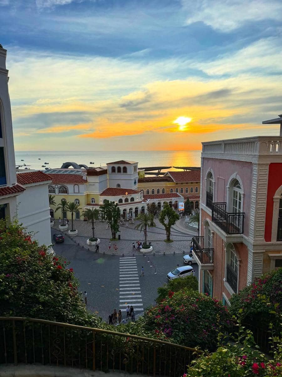 Keluarga Nycta Gina berlibur ke Pulau Phu Quoc.