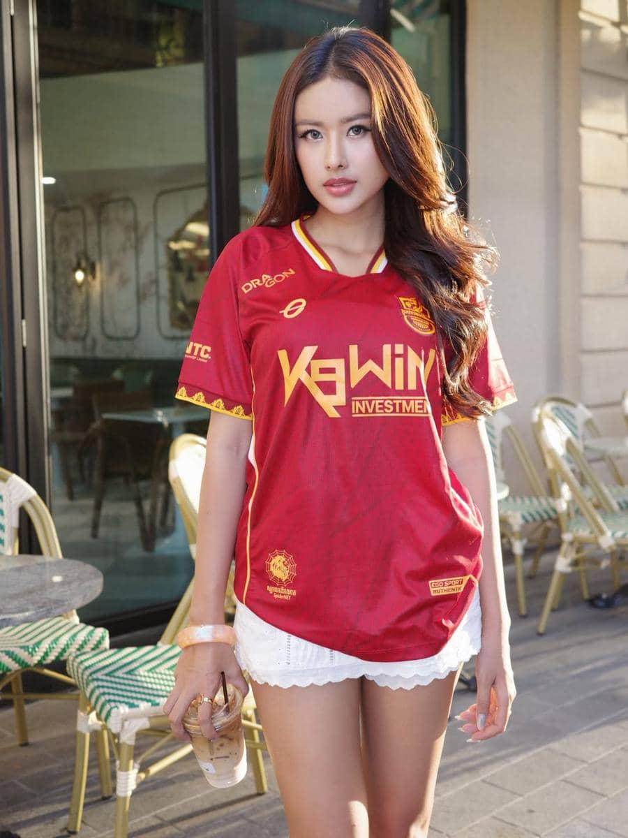 Potret Miss Intercontinental Kamboja 2026, Hok Sarytola