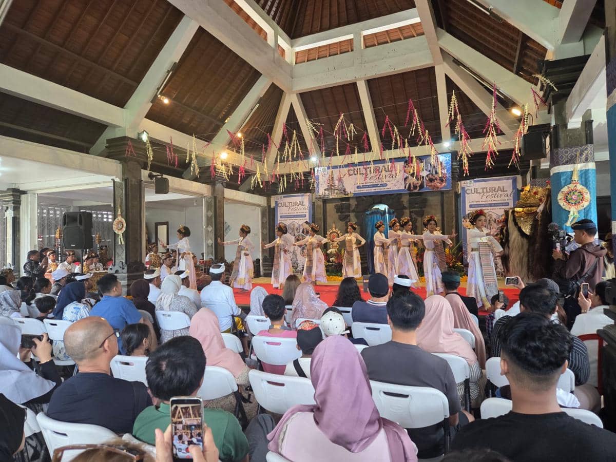 Diterpa Isu Bali Sepi, DTW Ulundanu Beratan Diserbu Wisatawan