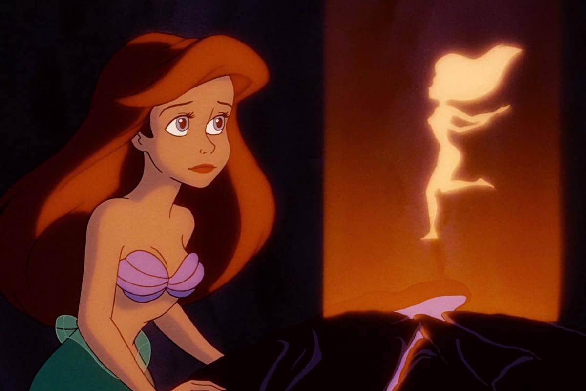 Ariel gak sekadar menginginkan Prince Eric, tapi ia juga berhasrat dapat menjelajahi dunia manusia