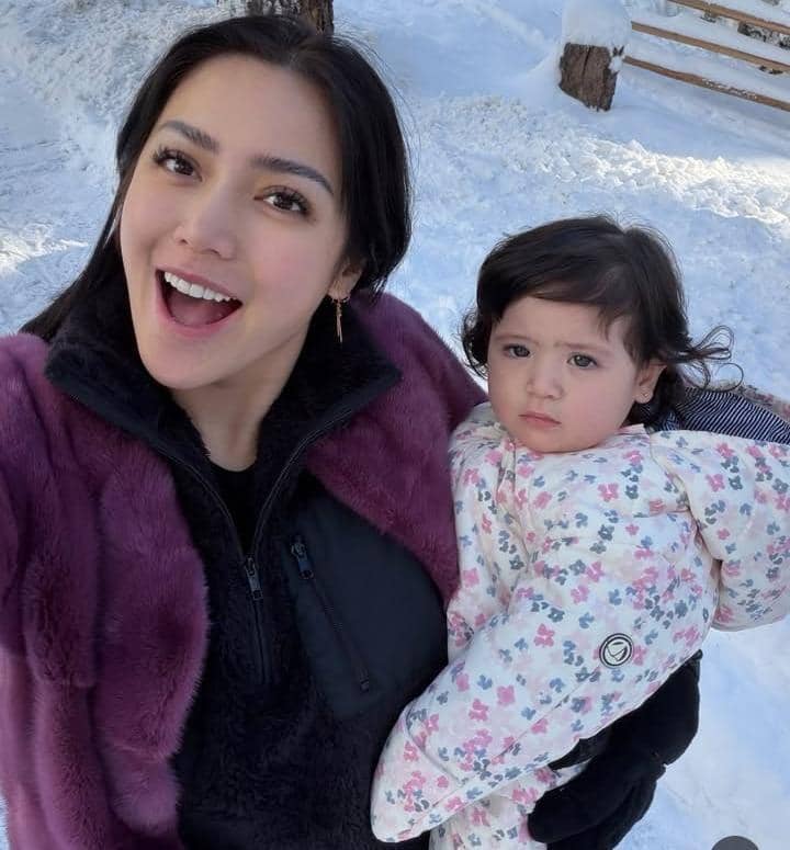 Jessica Iskandar libur nataru di Amerika