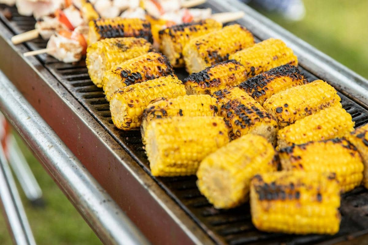 ilustrasi jagung bakar lada hitam 