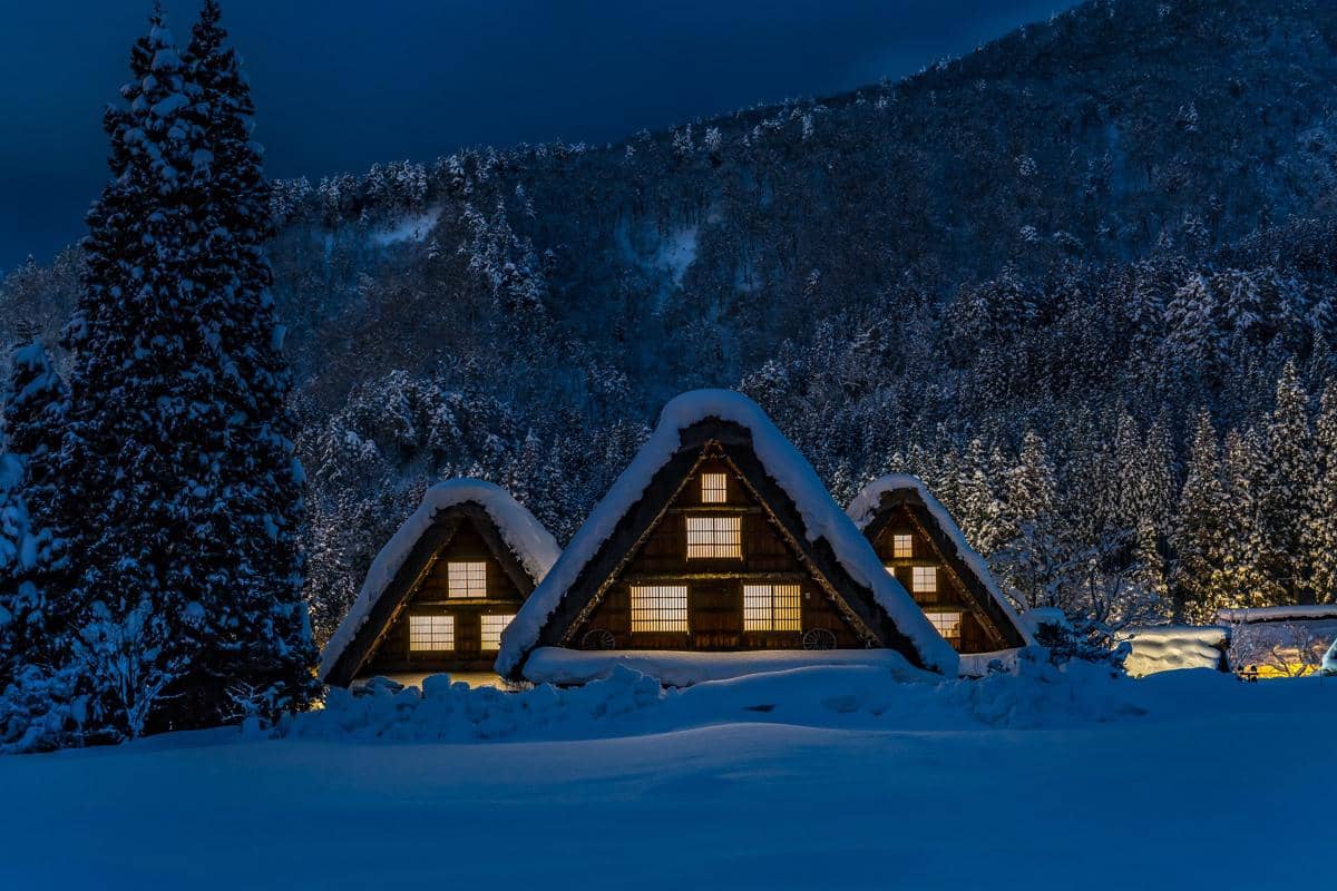 ilustrasi Shirakawa-go Light-up