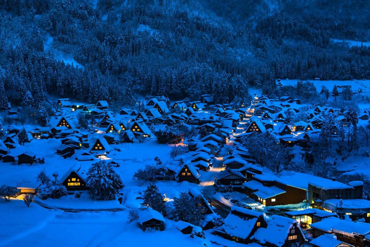 ilustrasi Shirakawa-go Light-up