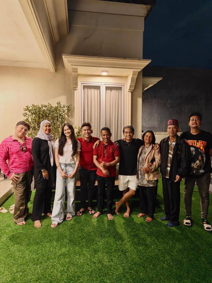 Betrand Peto Bertemu Keluarganya dari NTT ke Jakarta (instagram.com/ruben_onsu)
