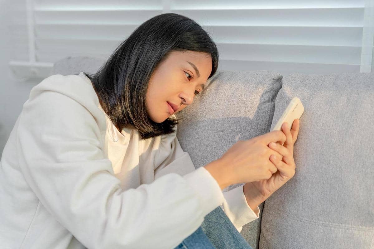 ilustrasi menunda bahagia