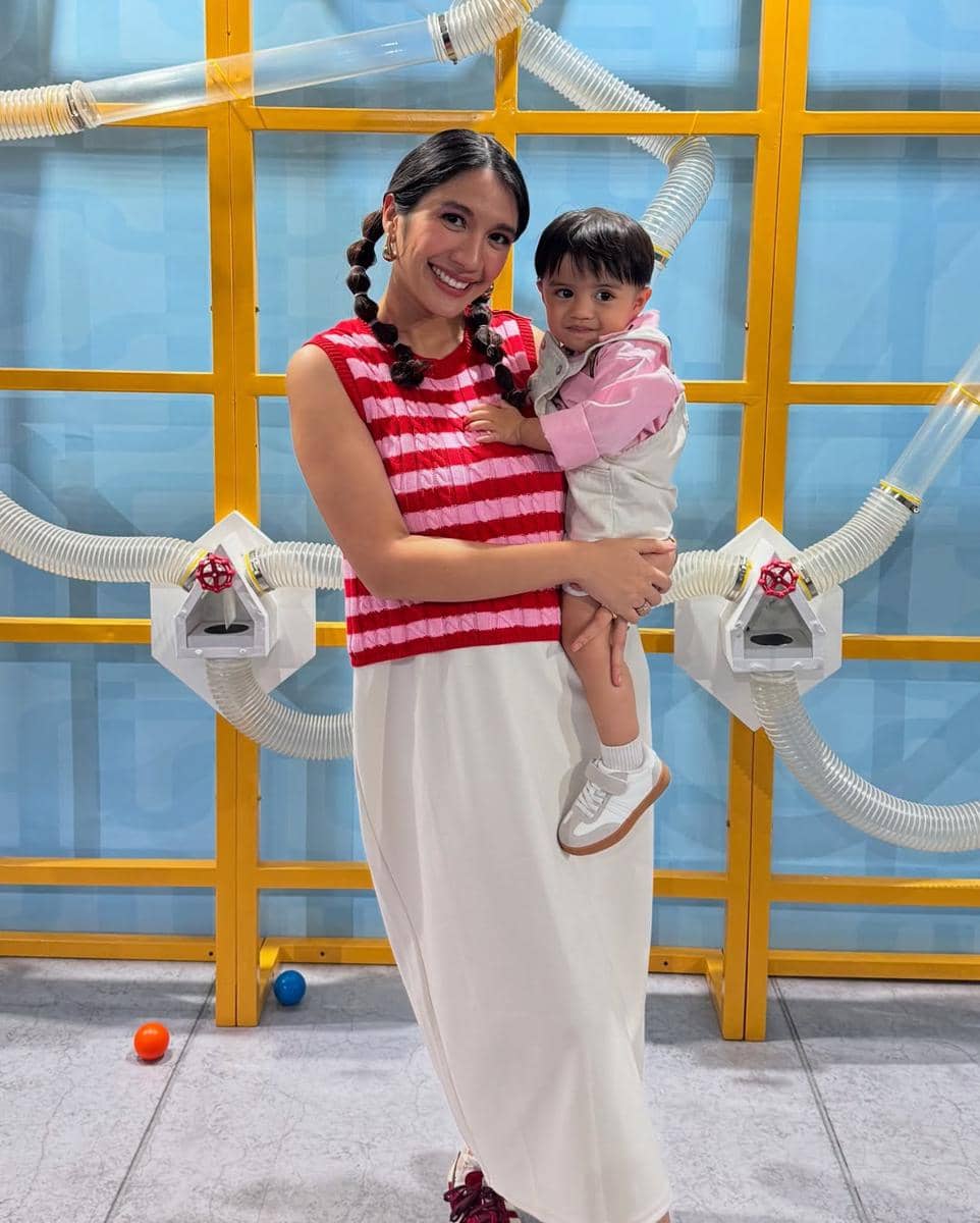 OOTD ibu dan anak ala Acha Sinaga 