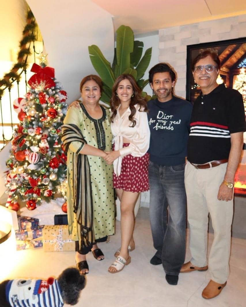 keluarga Kriti Sanon