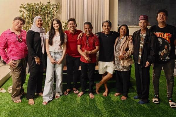 Betrand Peto Bertemu Keluarganya dari NTT ke Jakarta (instagram.com/ruben_onsu)